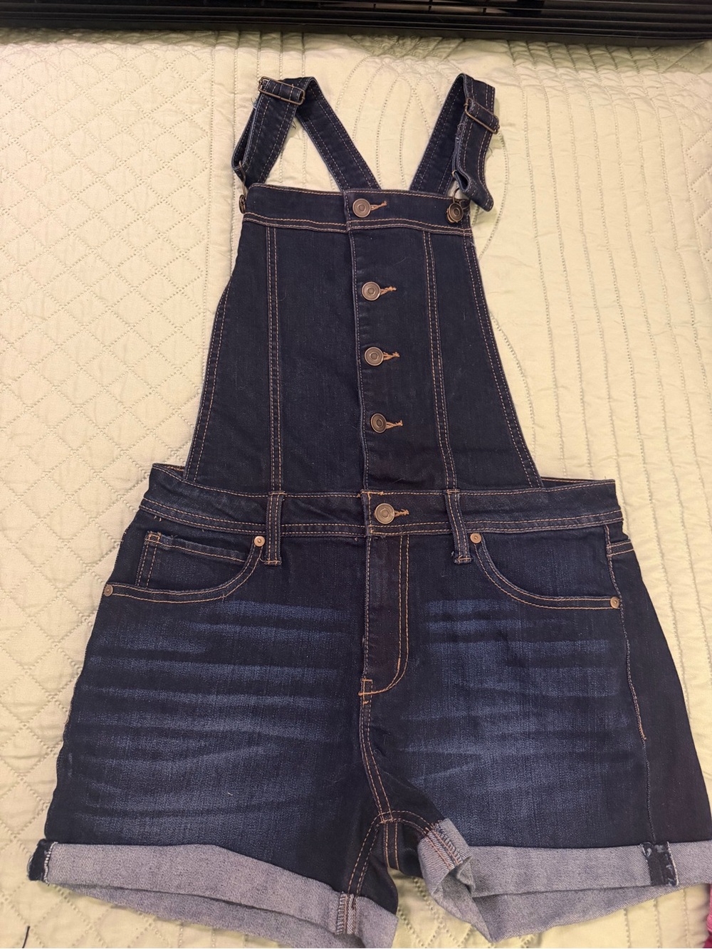 No Boundaries Dark Blue Denim Shortalls /overalls medium (7-9)